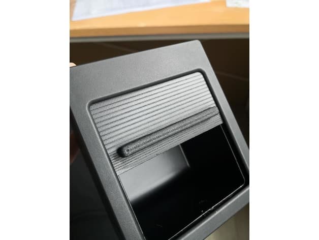Center-Console Storage Roller — image 1 of 2