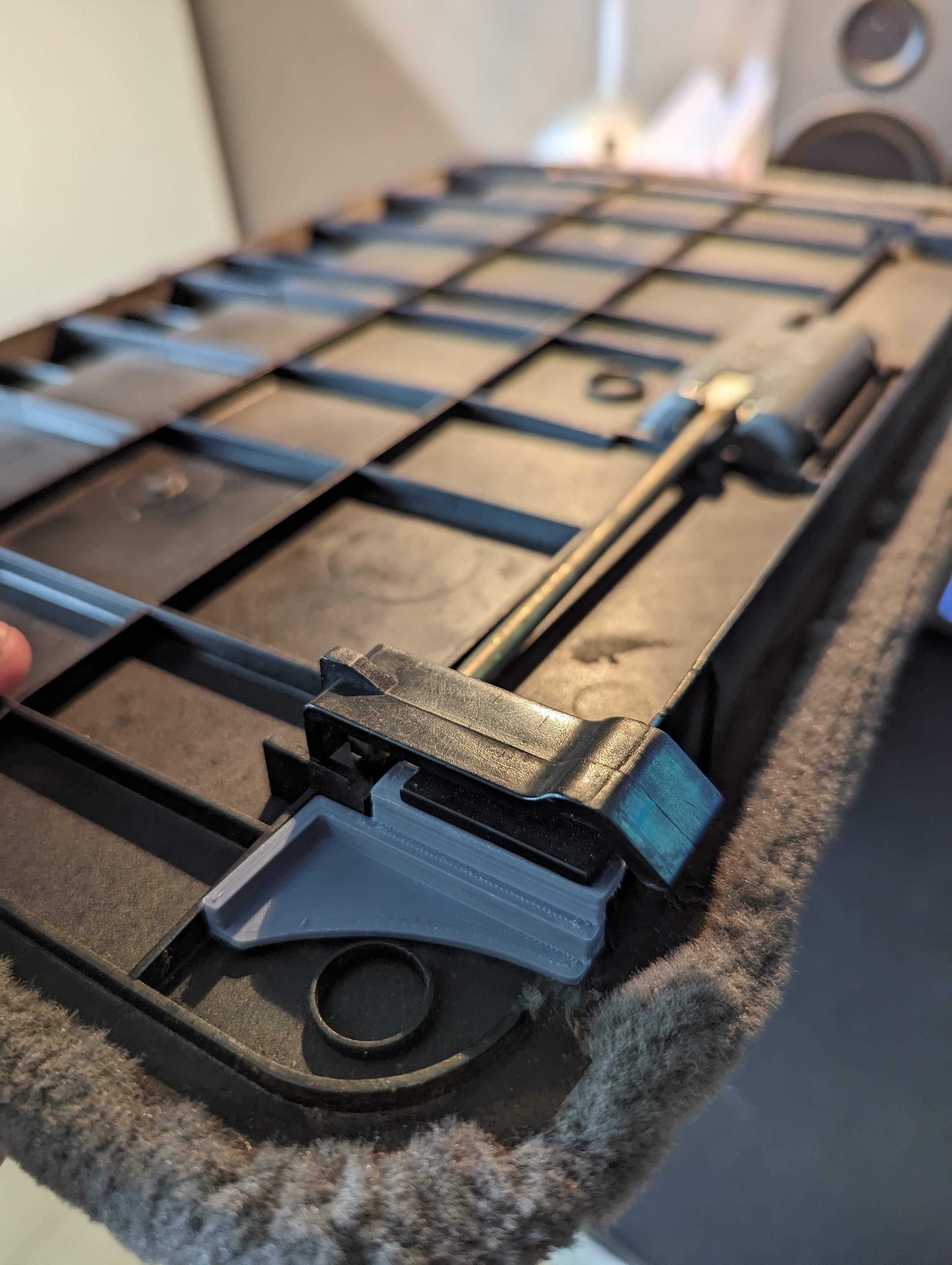 Touring Side-Panel Lock Repair Piece — image 1 of 3