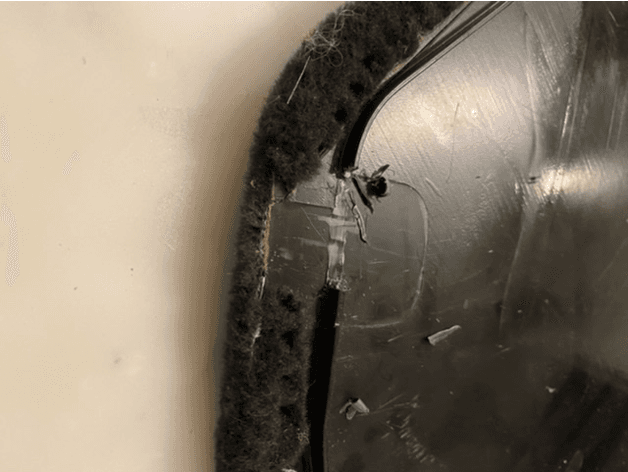 Touring Hatch Carpet-Panel Repair Clips — image 1 of 3