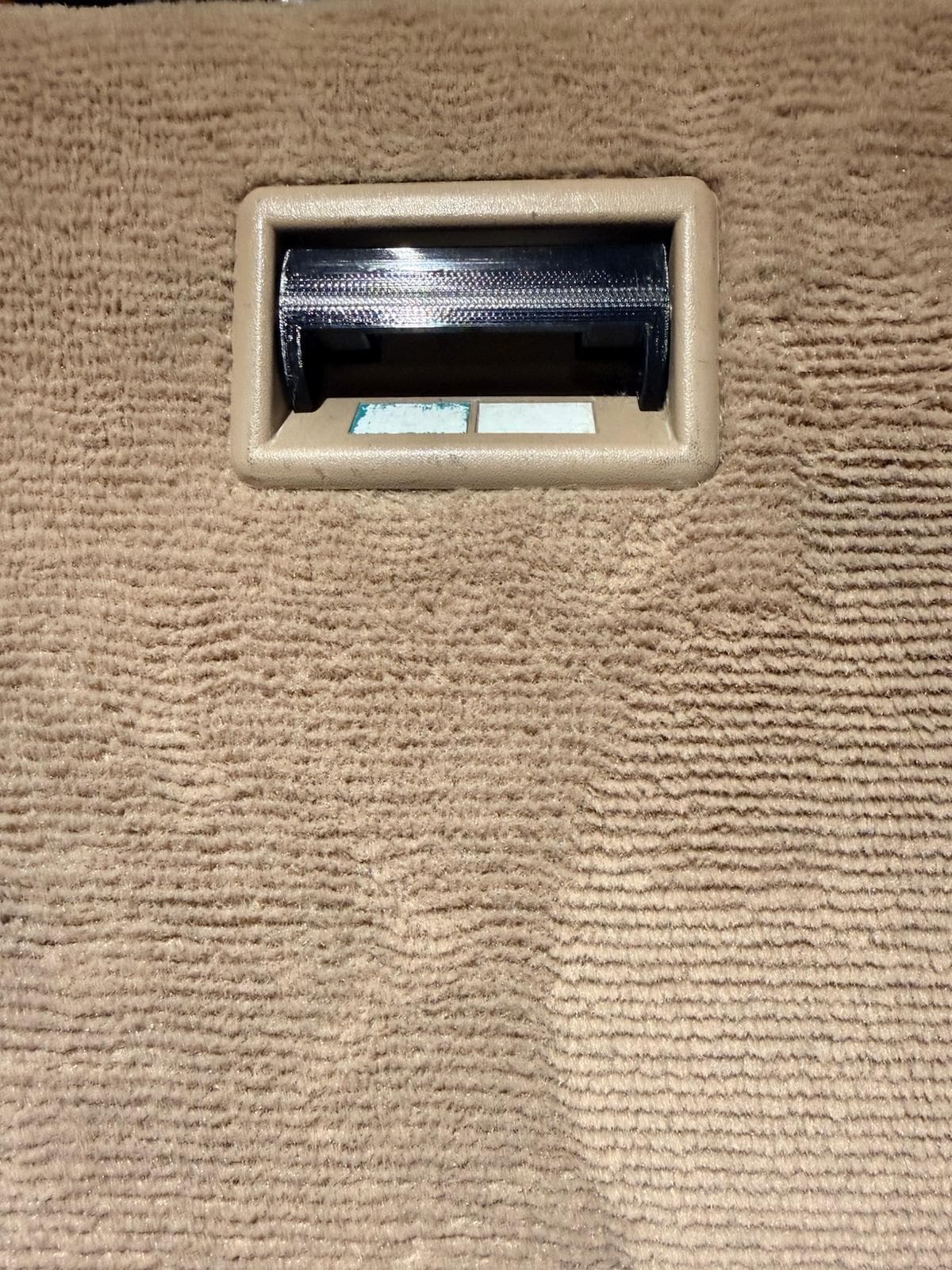 Touring Side-Cover Release Handle — image 1 of 4