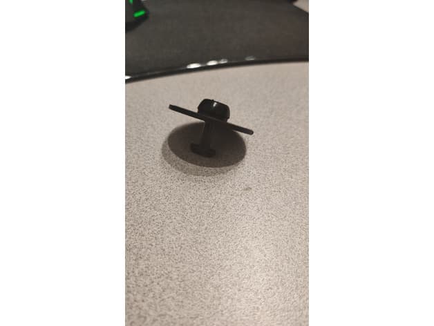 Floor-Mat Retaining Clip