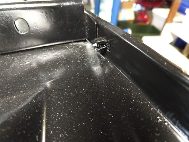 Front-Grille and Valance Expanding Nut