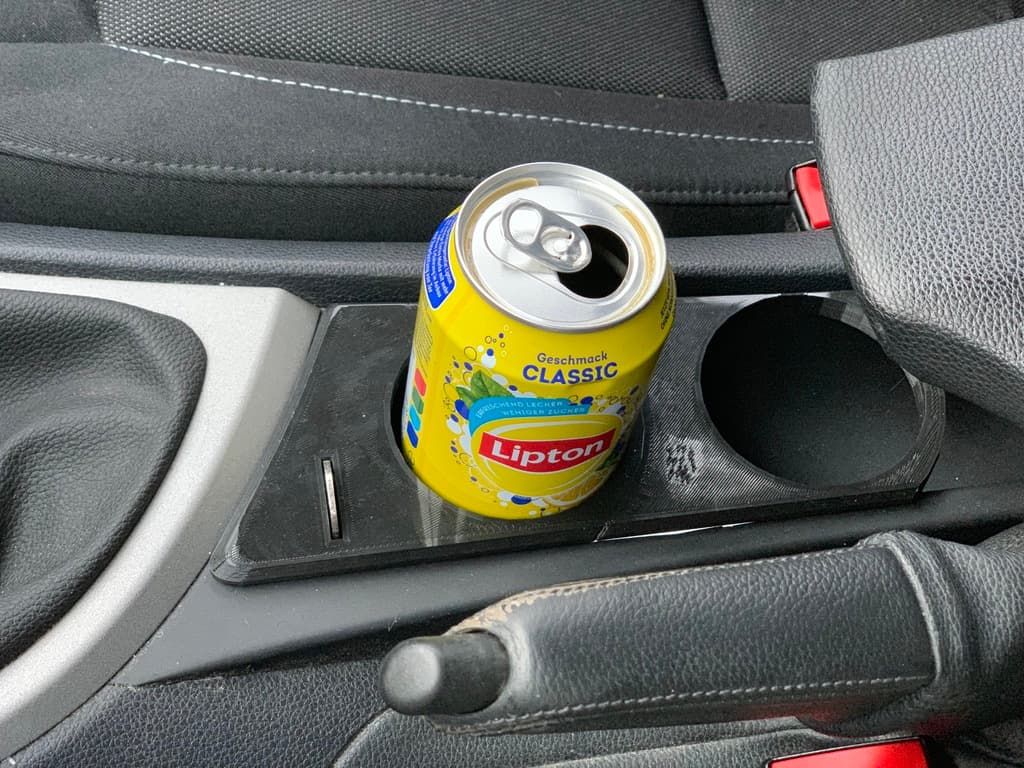 Centre-Console Cup Holder and Coin Tray