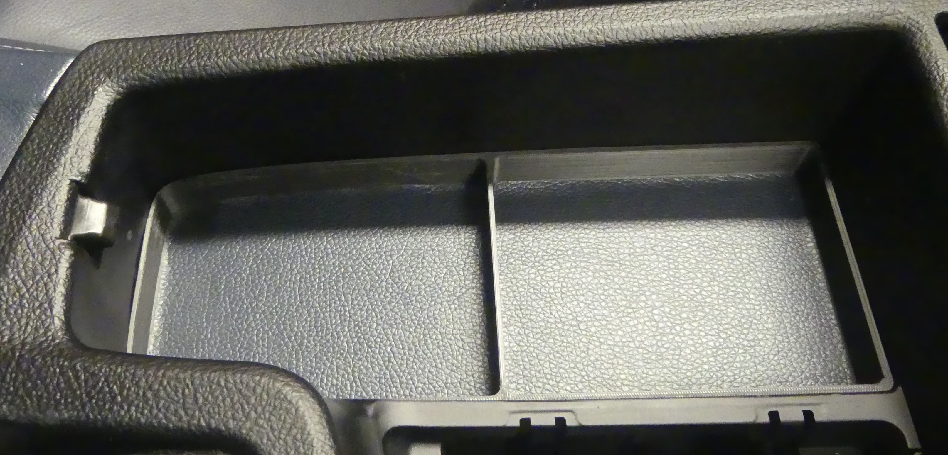 Coupe/Convertible Phone-Cradle Delete Tray Set