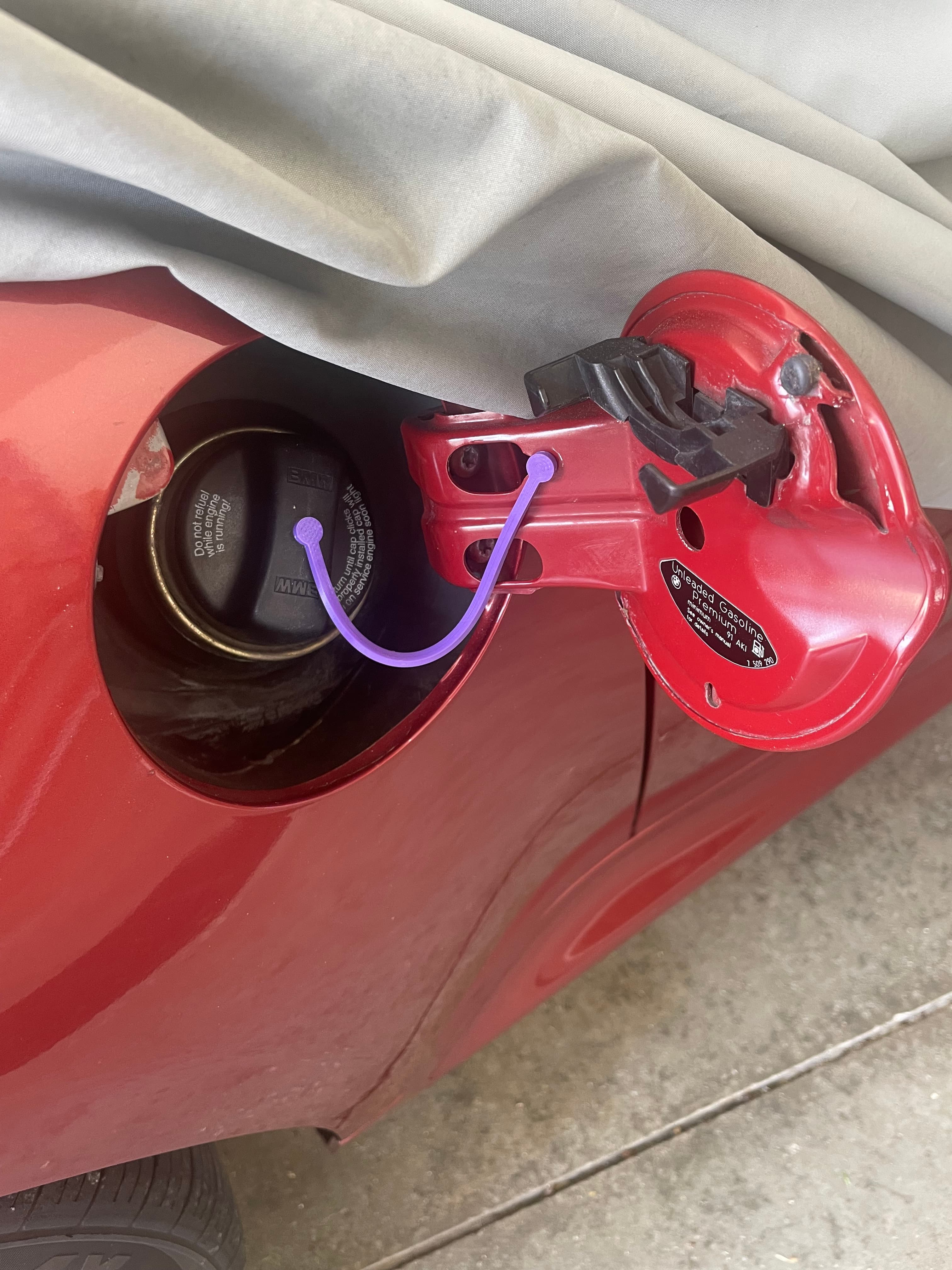 Fuel-Cap Retaining Lanyard