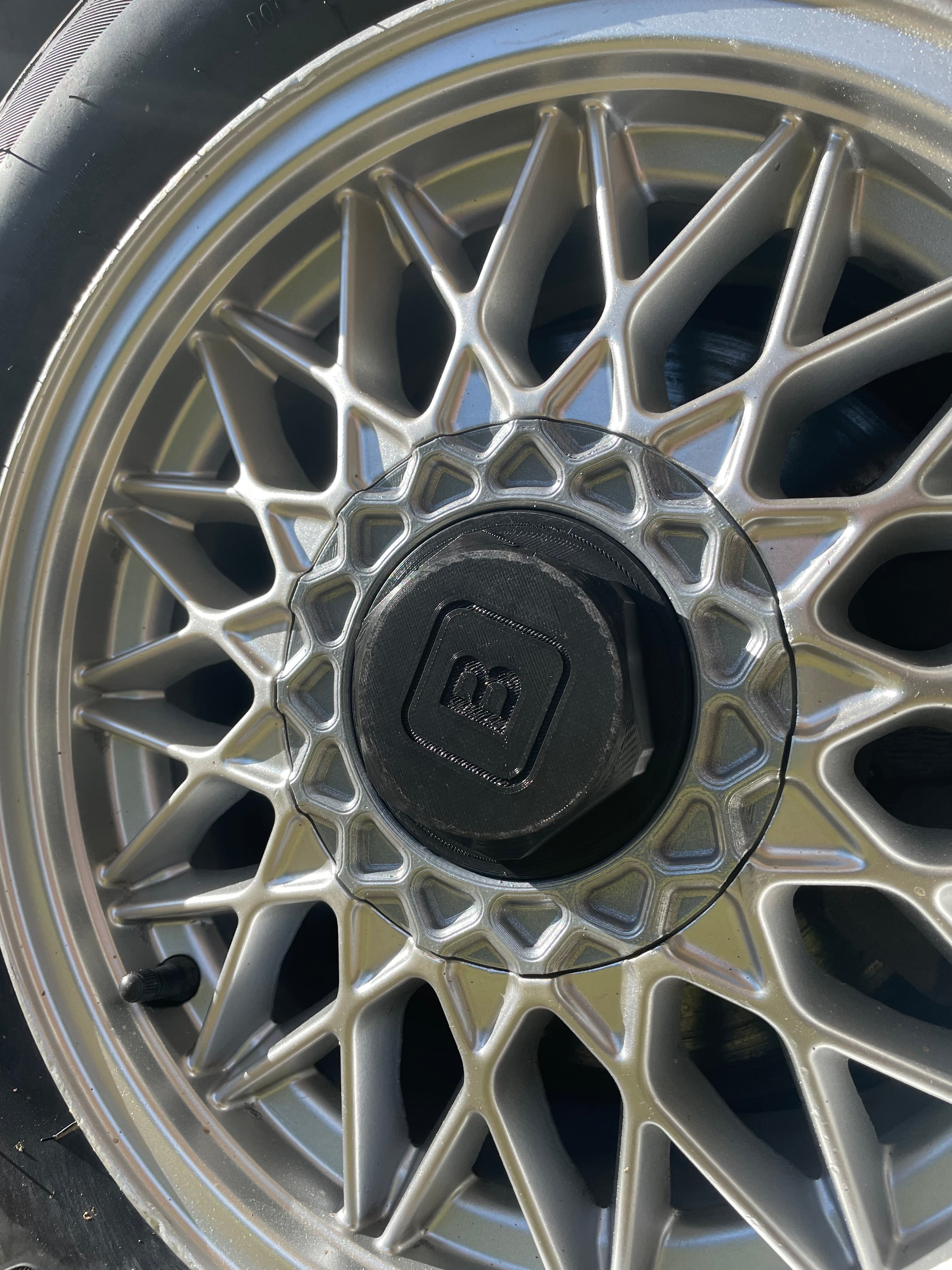 14-Inch Basket-Weave Wheel Centre Caps