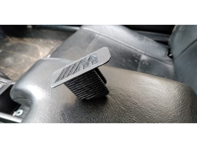 Steering-Wheel Hole Cap — image 1 of 4